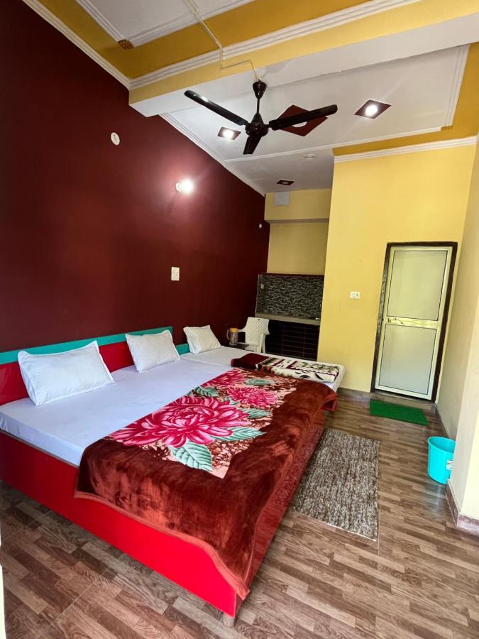 Girish Alay Homestay