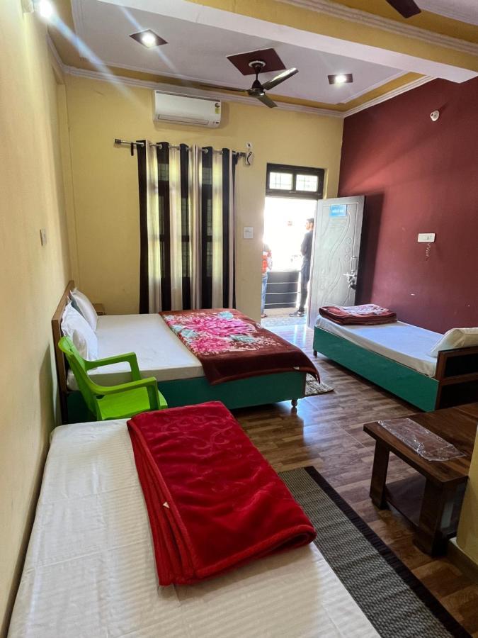 Girish Alay Homestay