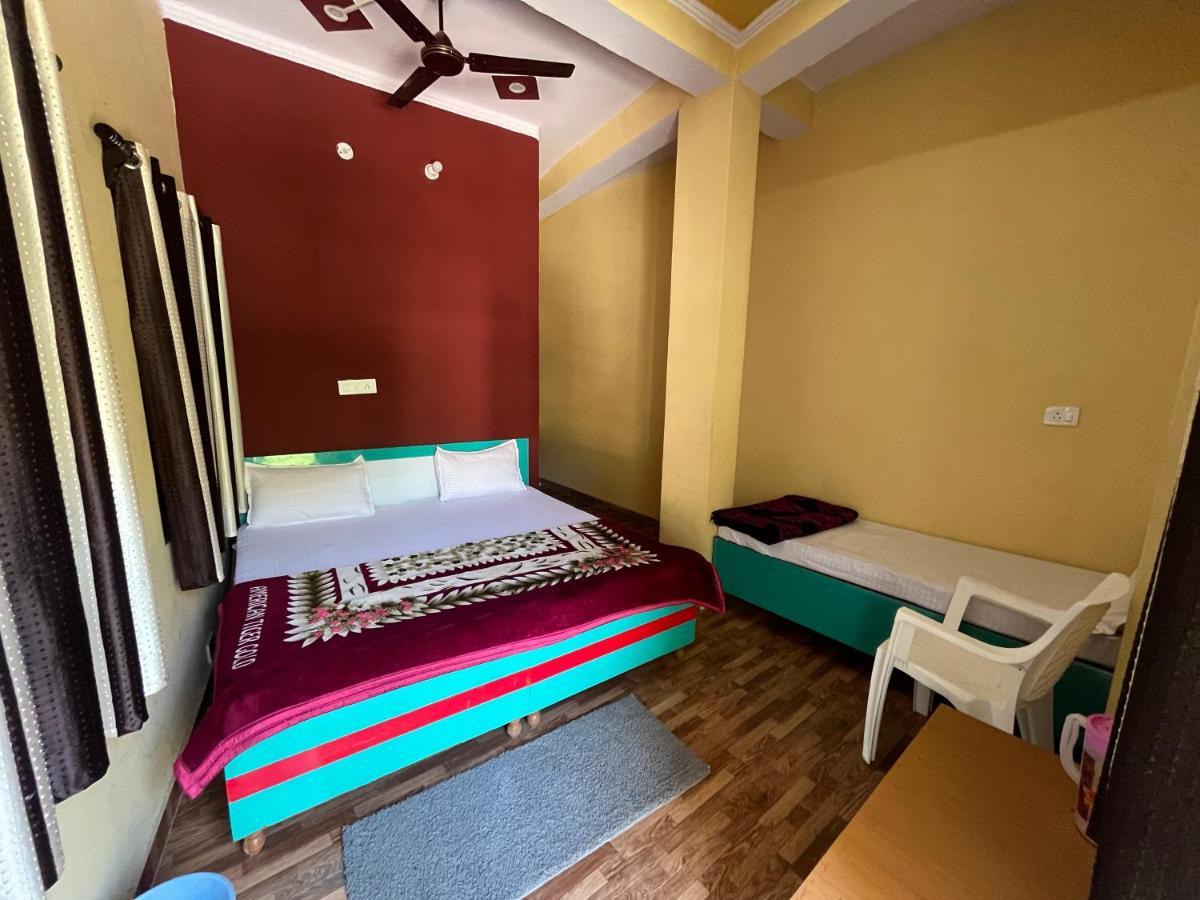 Homestay Girish Alay
